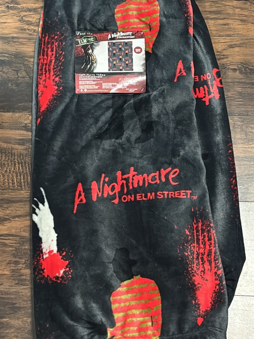 A Nightmare on Elm Street Blanket NWT
